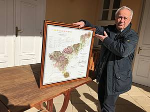 Vinaøství Istvána Szepsyho se nachází v Maïarské oblasti Tokaj - je tedy vhodné se ze všeho nejdøíve podle mapy zorientovat.